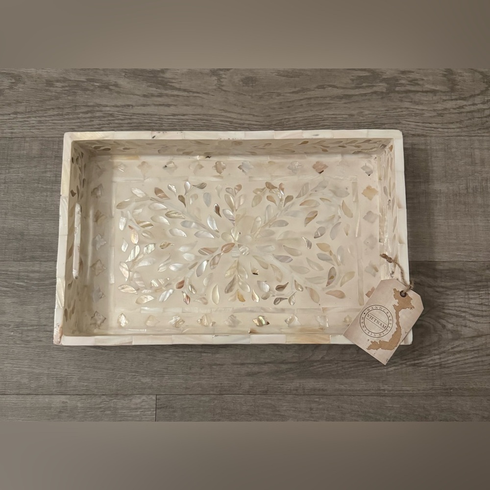 Handcrafted in Vietnam Mother of Pearl White Pattern Bone ~ Local Artisans Tray